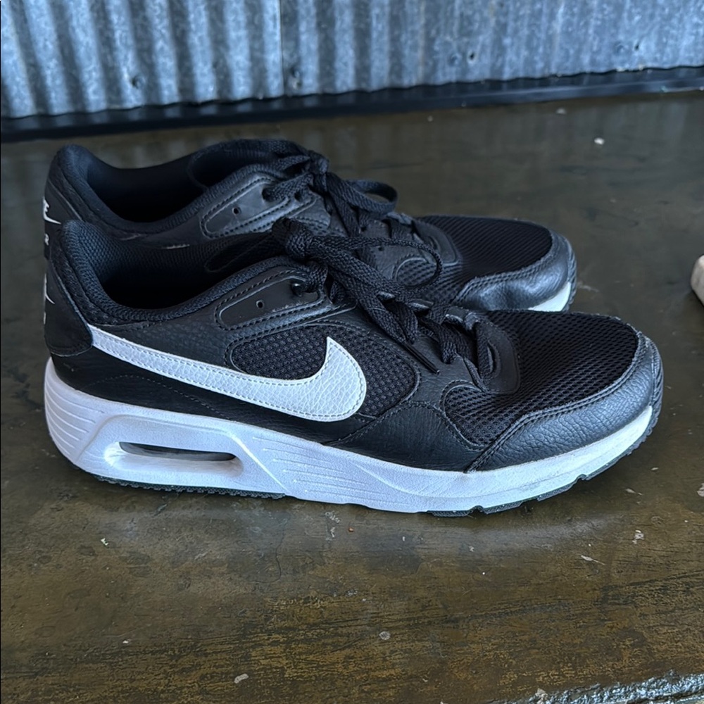Nike Black and White Sneakers